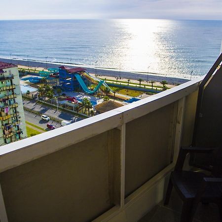 Apartament Denis In Apart-Otel Residenc Батумі Екстер'єр фото